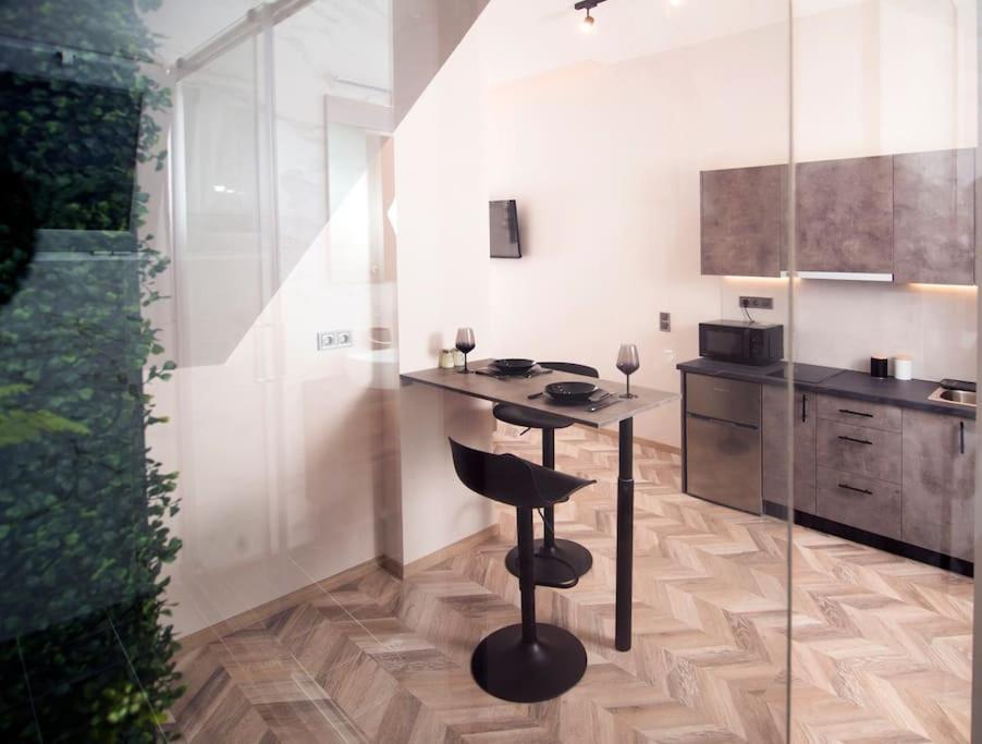 Joy'S Modern-Chic Home Kalamata Dış mekan fotoğraf