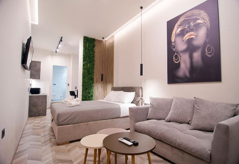 Joy'S Modern-Chic Home Kalamata Dış mekan fotoğraf